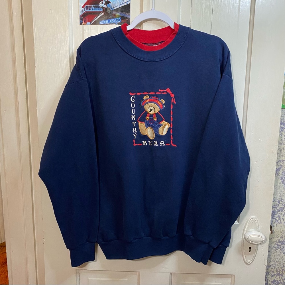 M&C ENERGY | MC Energy Sportswear Made In USA Country Bear Crew Sweatshirt